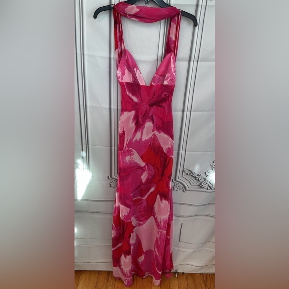 VIRAL NEW ! ZARA SCARF MAXI DRESS
🚨FIRM PRICE NO DISCOUNT ON THIS DRESS - Picture 6 of 16